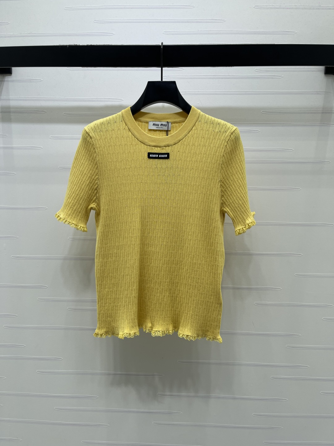 Women's short sleeves
